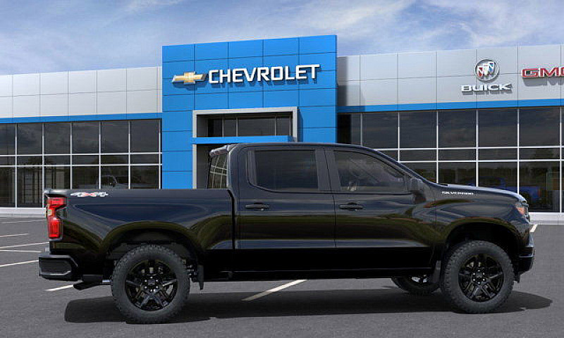 2025 Chevrolet Silve...