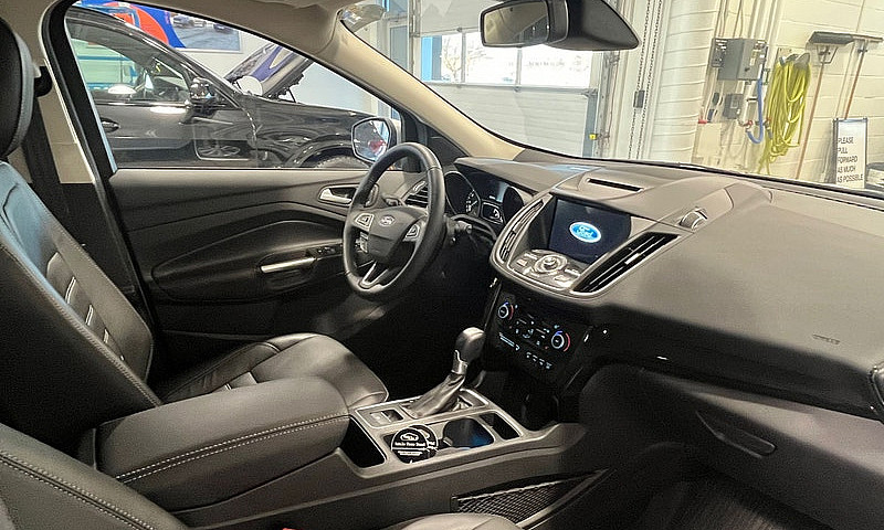 2018 Ford Escape Tit...