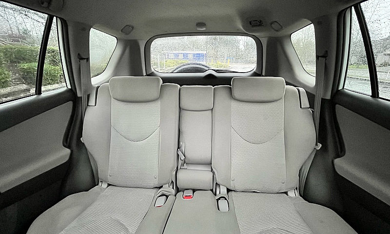 2011 Rav4 Limited V6...