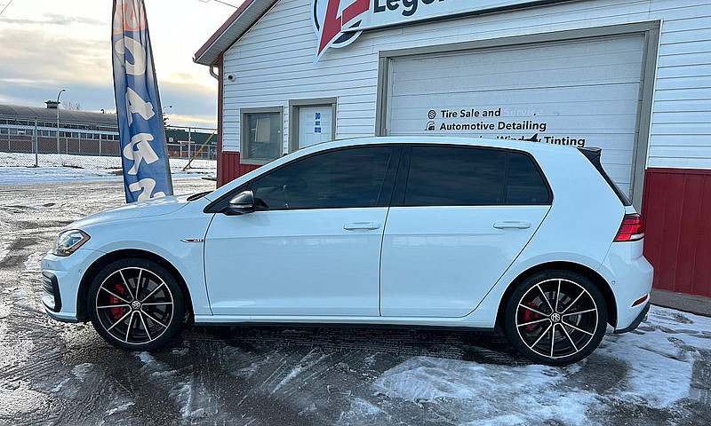 2021 Volkswagen Golf...