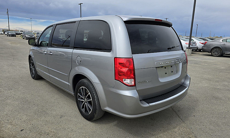 2017 Dodge Grand Car...