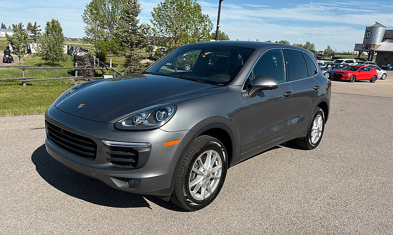 2018 Porsche Cayenne...