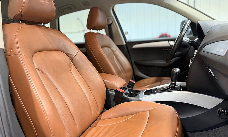 2011 Audi Q5 Premium...