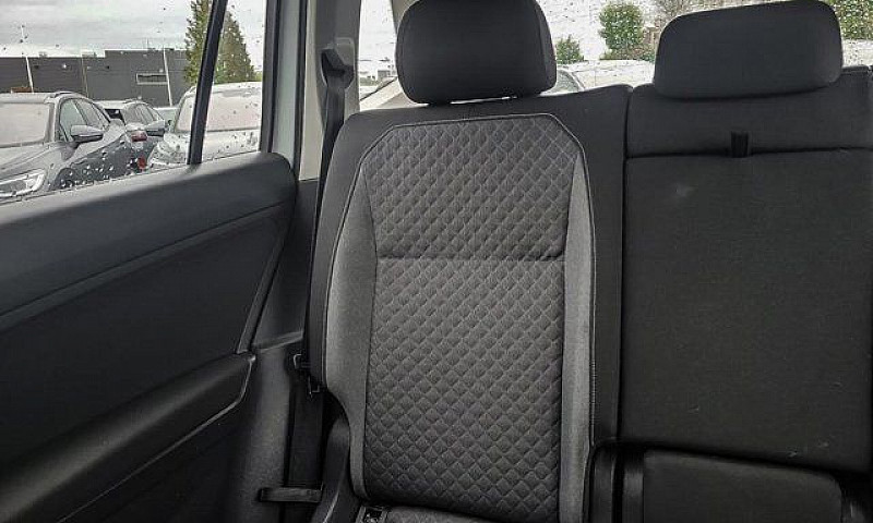 2021 Volkswagen Tigu...