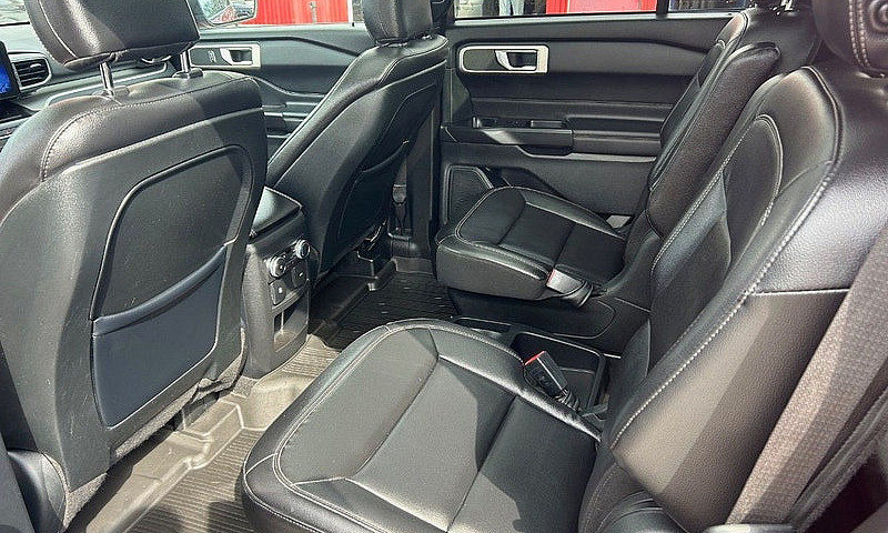 2020 Ford Explorer...