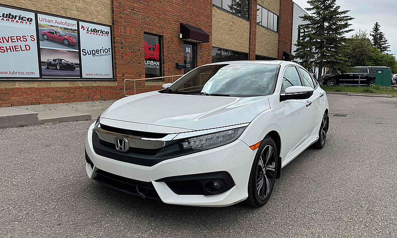 2018 Honda Civic Tou...