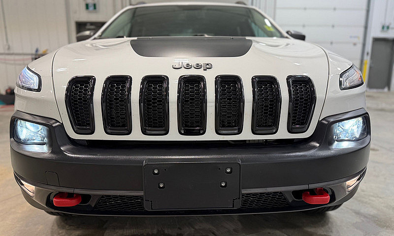 2018 Jeep Cherokee T...
