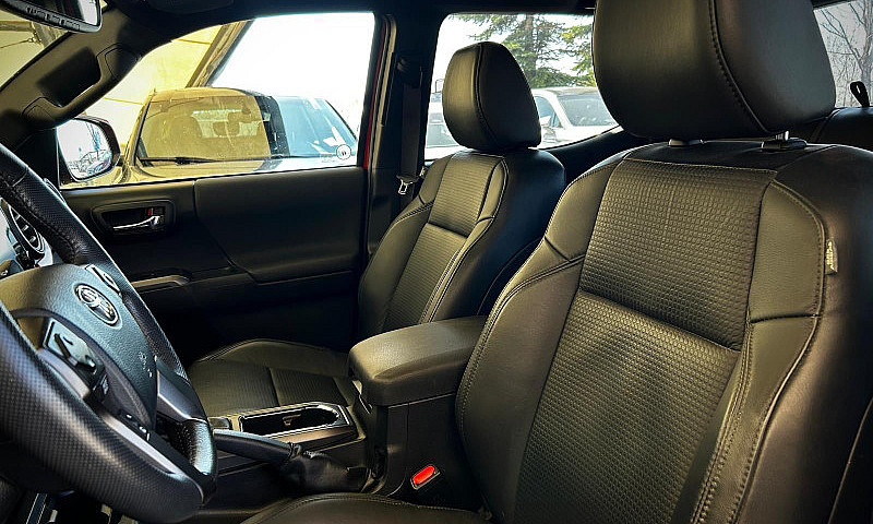 2018 Toyota Tacoma S...