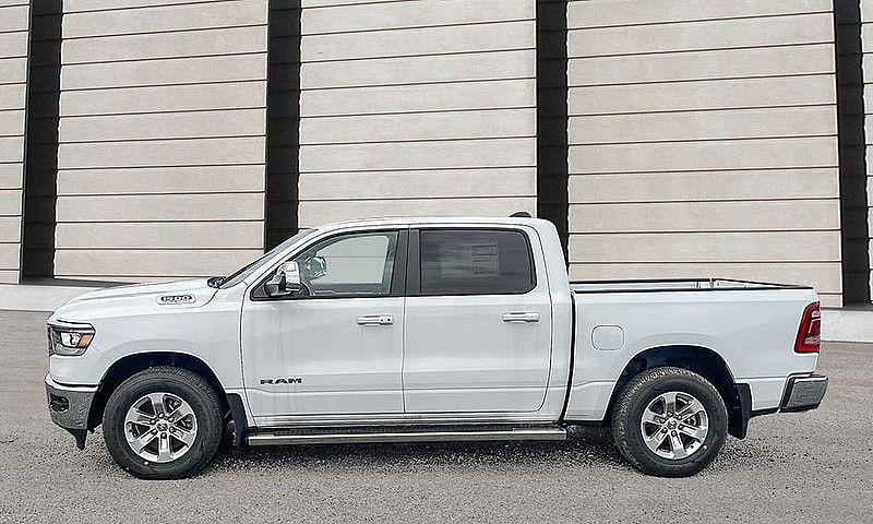 2023 Ram 1500 Larami...