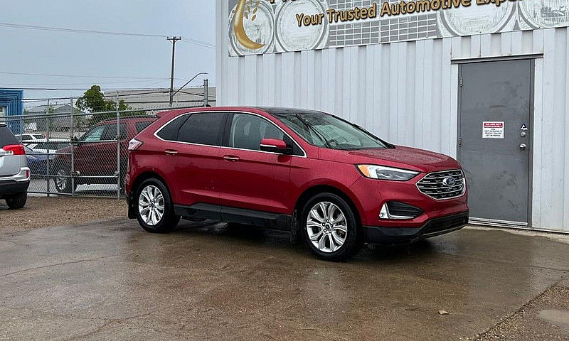 2020 Ford Edge Titan...