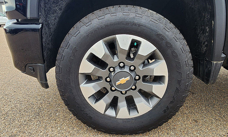 2023 Chevrolet Silve...