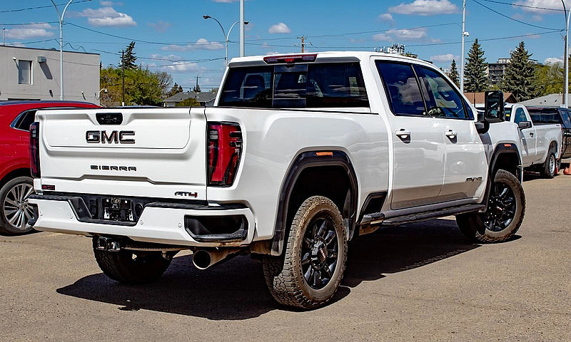 2025 Gmc Sierra Crew...
