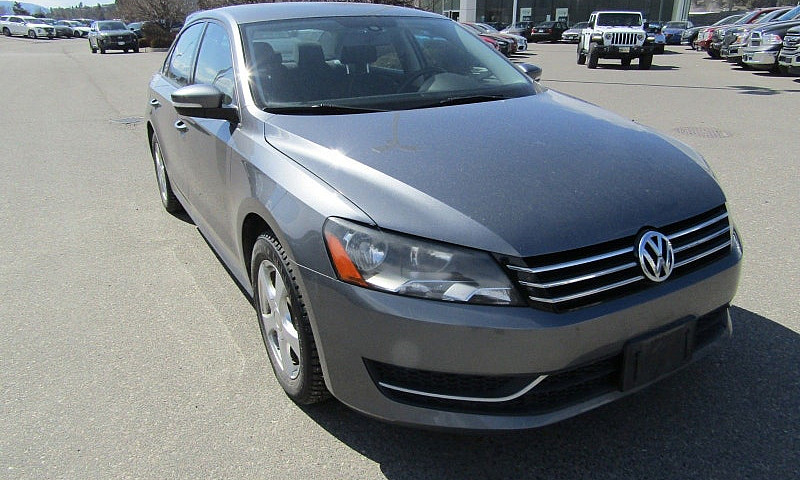 2013 Volkswagen Pass...