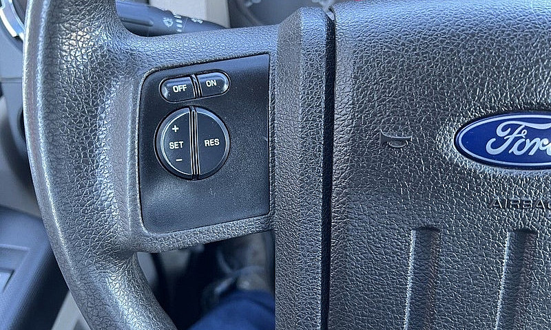 2008 Ford F-550 Serv...