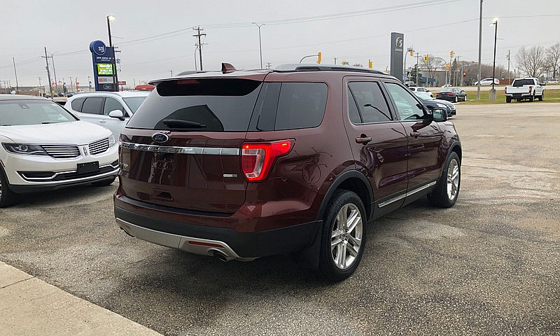 2016 Ford Explorer X...