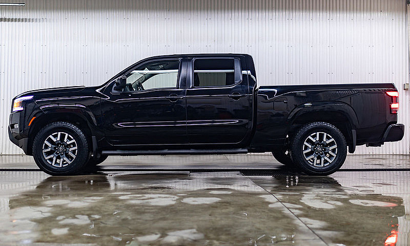 2023 Nissan Frontier...