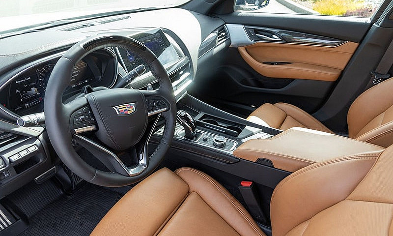 2024 Cadillac Ct5 2....