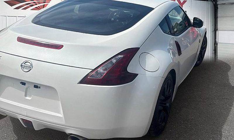 2017 Nissan 370Z...