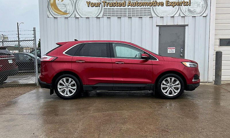 2020 Ford Edge Titan...