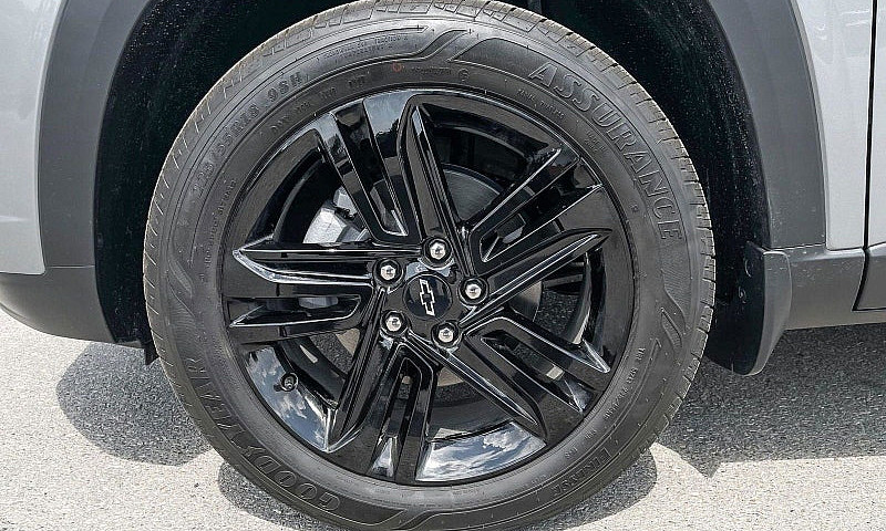 2025 Chevrolet Trax ...