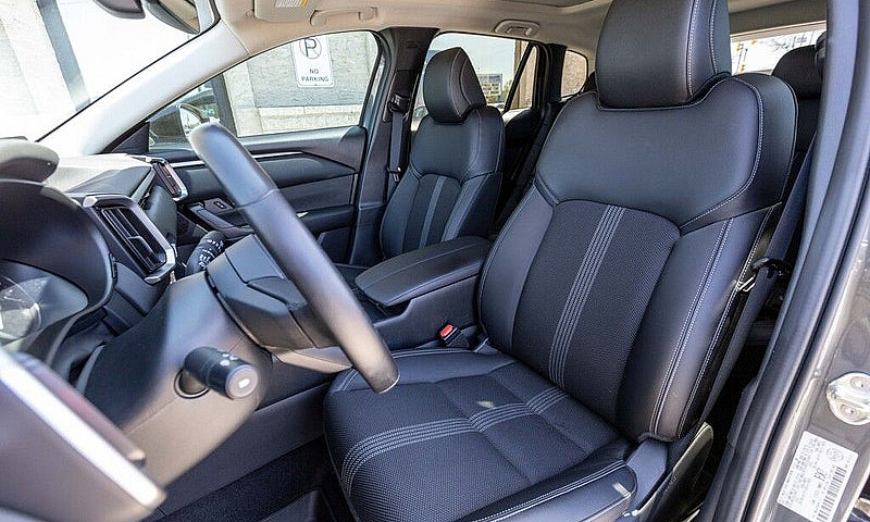2023 Mazda Cx-50 Gs-...