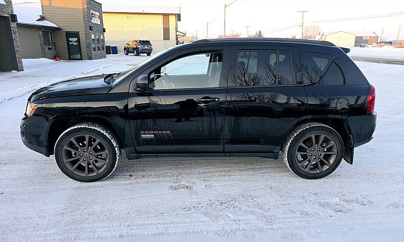 2016 Jeep Compass 75...