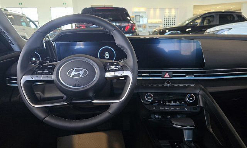 2025 Hyundai Elantra...