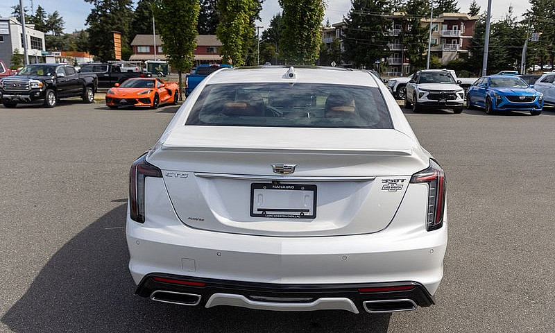 2024 Cadillac Ct5 2....
