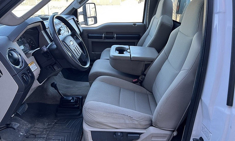 2008 Ford F-550 Serv...
