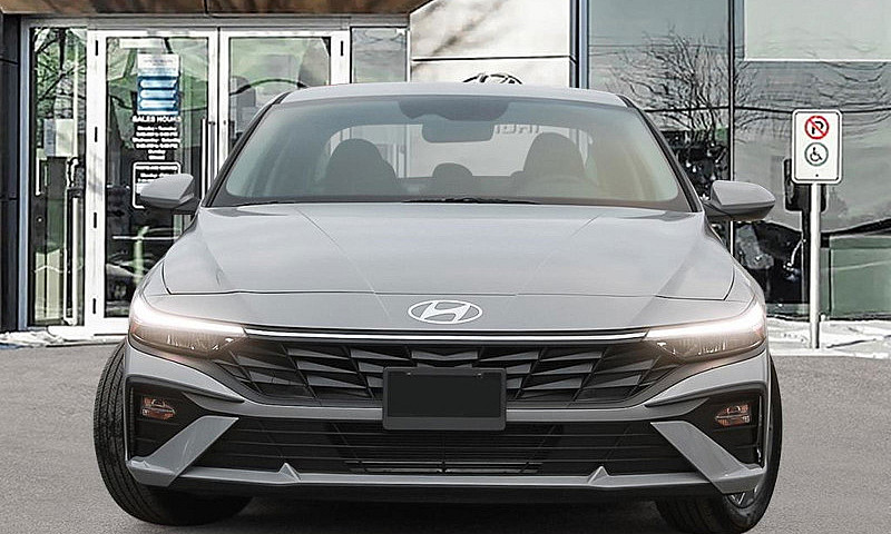 2025 Hyundai Elantra...