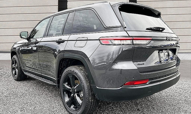 2024 Jeep Grand Cher...
