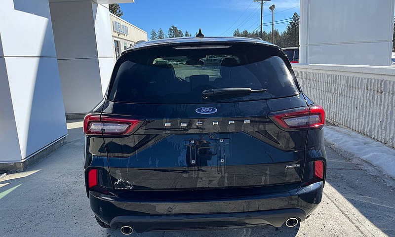 2023 Ford Escape St-...