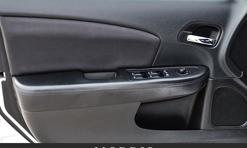 2014 Chrysler 200 To...
