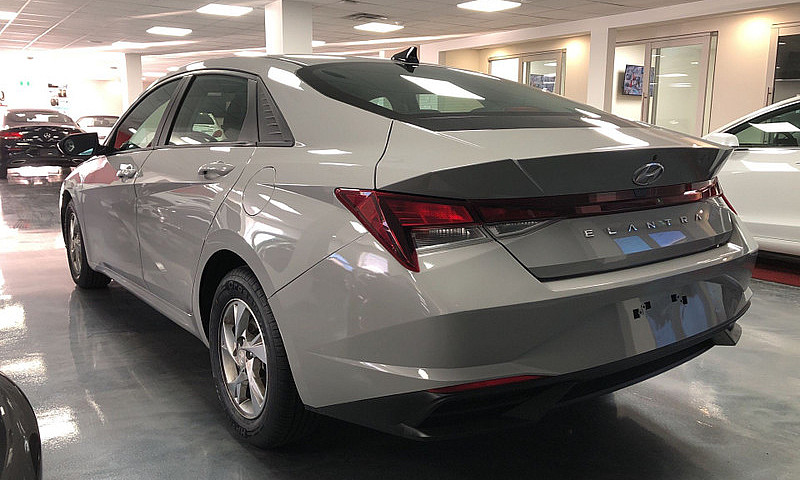2021 Hyundai Elantra...