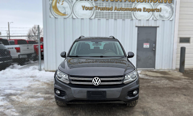 2015 Volkswagen Tigu...