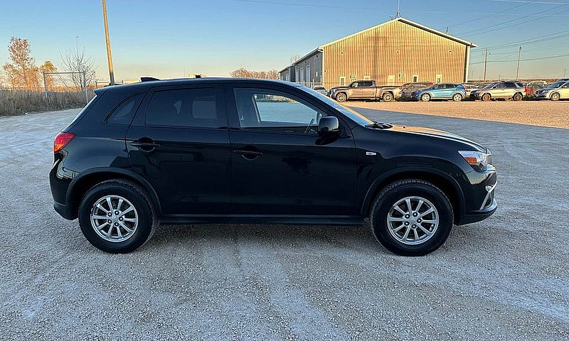 2017 Mitsubishi Rvr ...