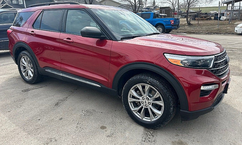 2020 Ford Explorer...