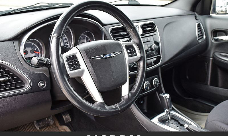 2014 Chrysler 200 To...