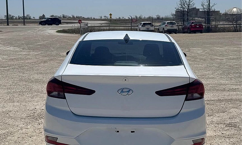 2020 Hyundai Elantra...