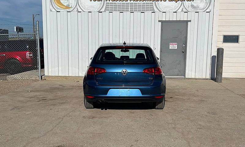 2016 Volkswagen Golf...