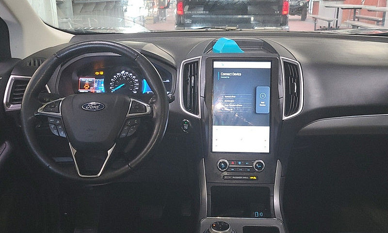 2022 Ford Edge Sel 4...