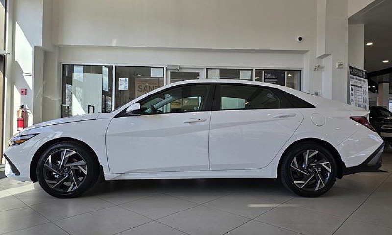 2025 Hyundai Elantra...