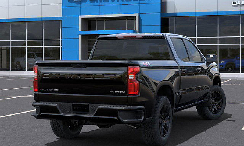 2025 Chevrolet Silve...