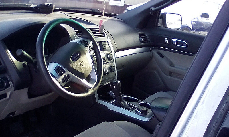 2012 Ford Explorer B...