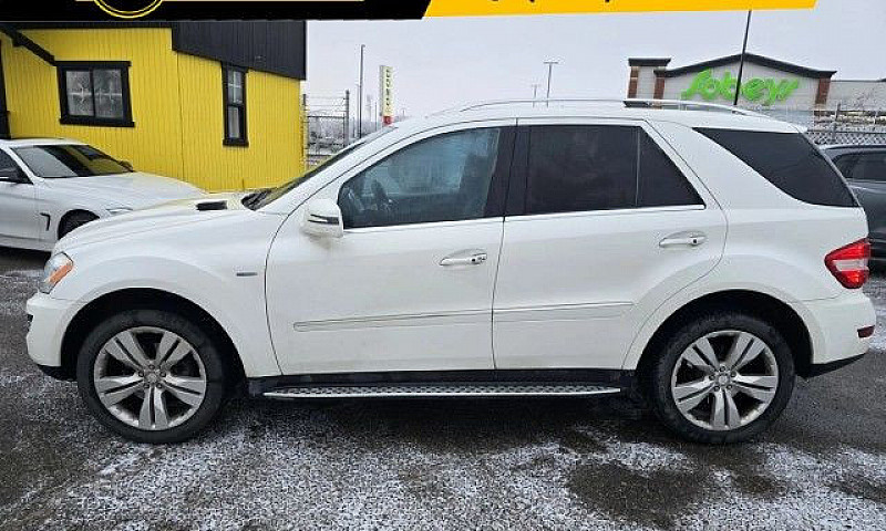 2011 Mercedes-Benz M...
