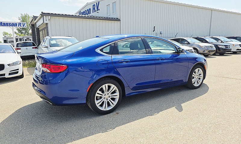 2015 Chrysler 200 Li...