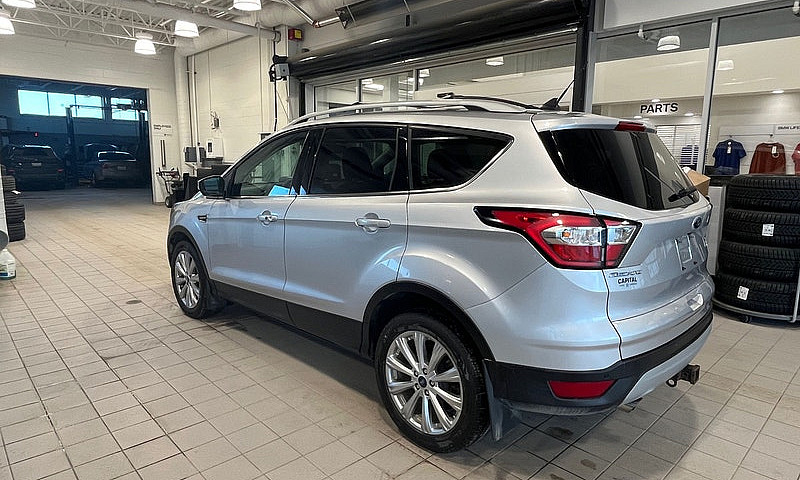 2018 Ford Escape Tit...