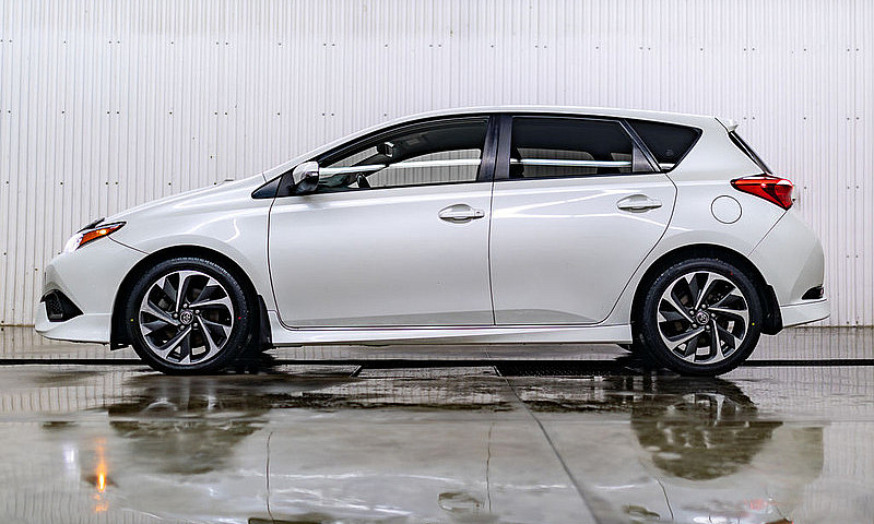 2017 Toyota Corolla ...