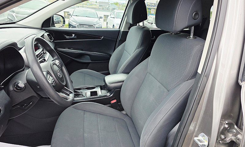 2017 Kia Sorento...