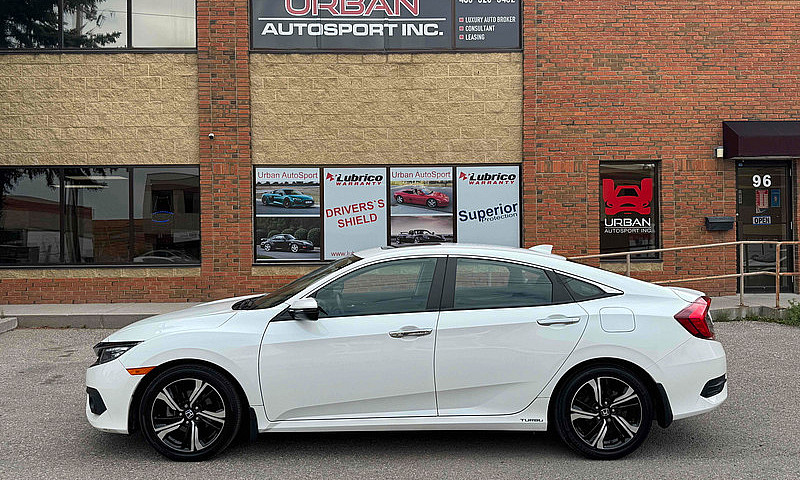 2018 Honda Civic Tou...